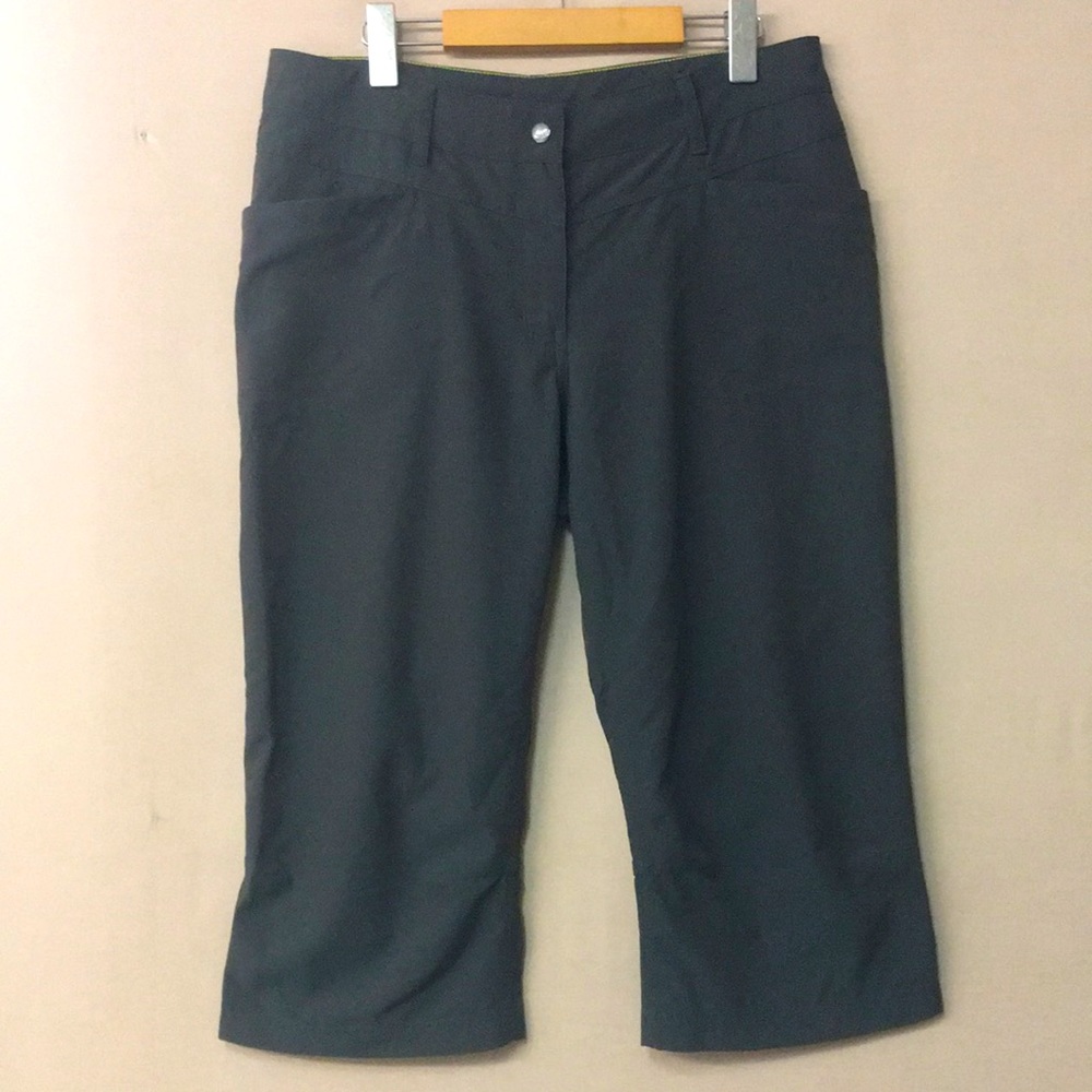 MEC Women’s Taupe Relaxed Fit Hiking Capris. Sz 10